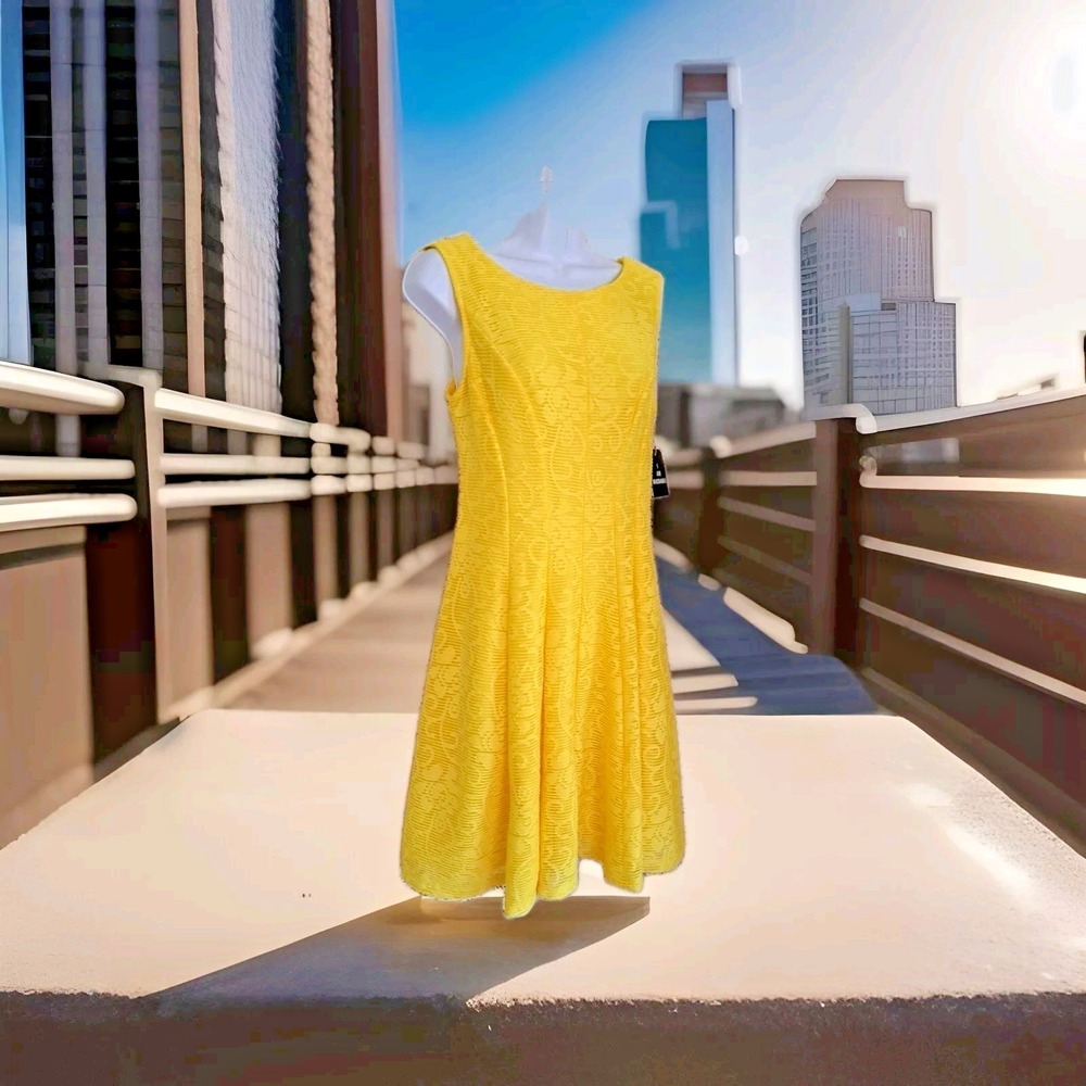 Sandra Darren‎ Dress 10 Yellow Burn Out Fit & Flare Sleeveless Zip Polyester NWT
